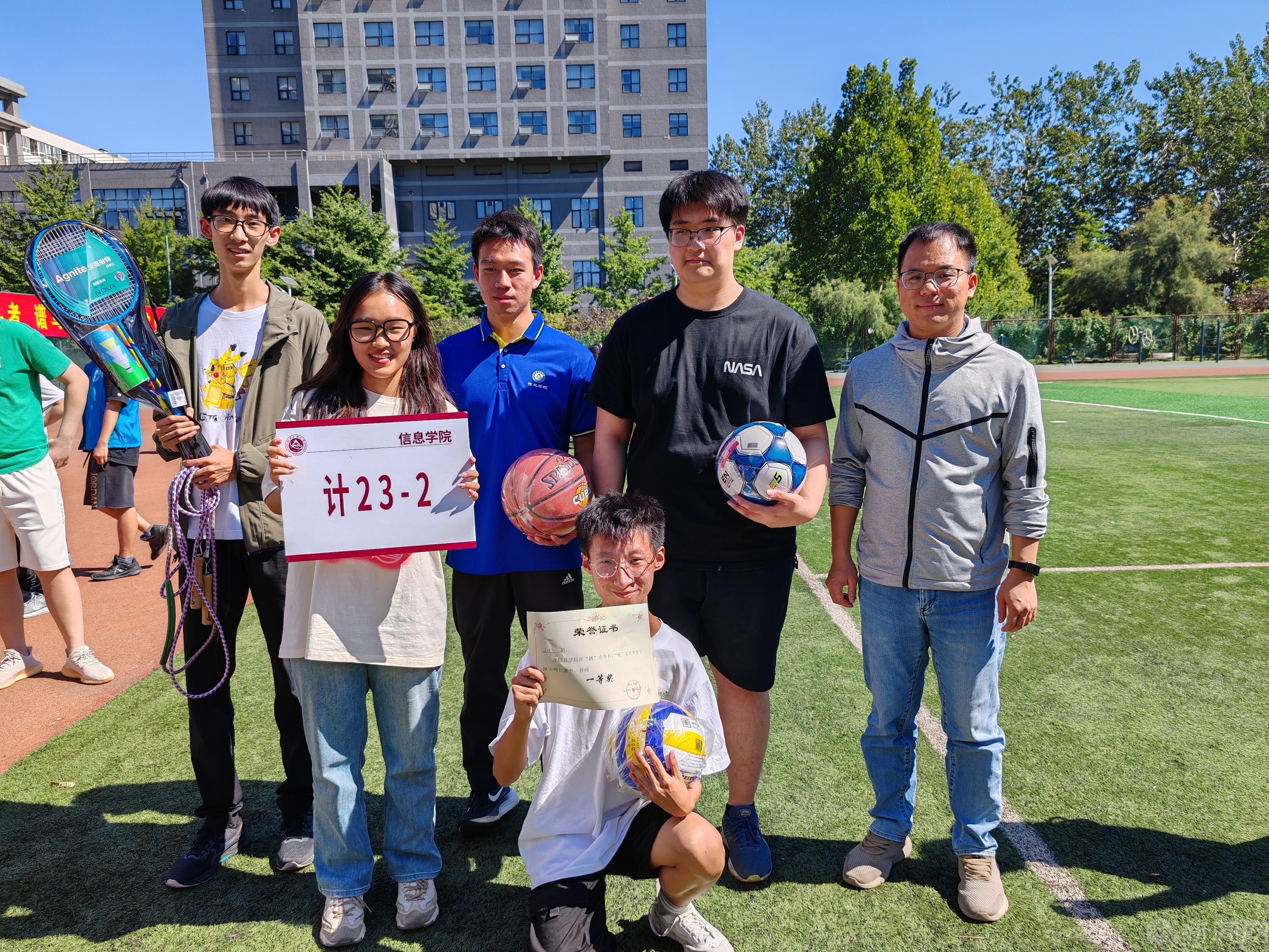 3bcae2ffaa84a3d9426ef319813947b.jpg 3bcae2ffaa84a3d9426ef319813947b.jpg