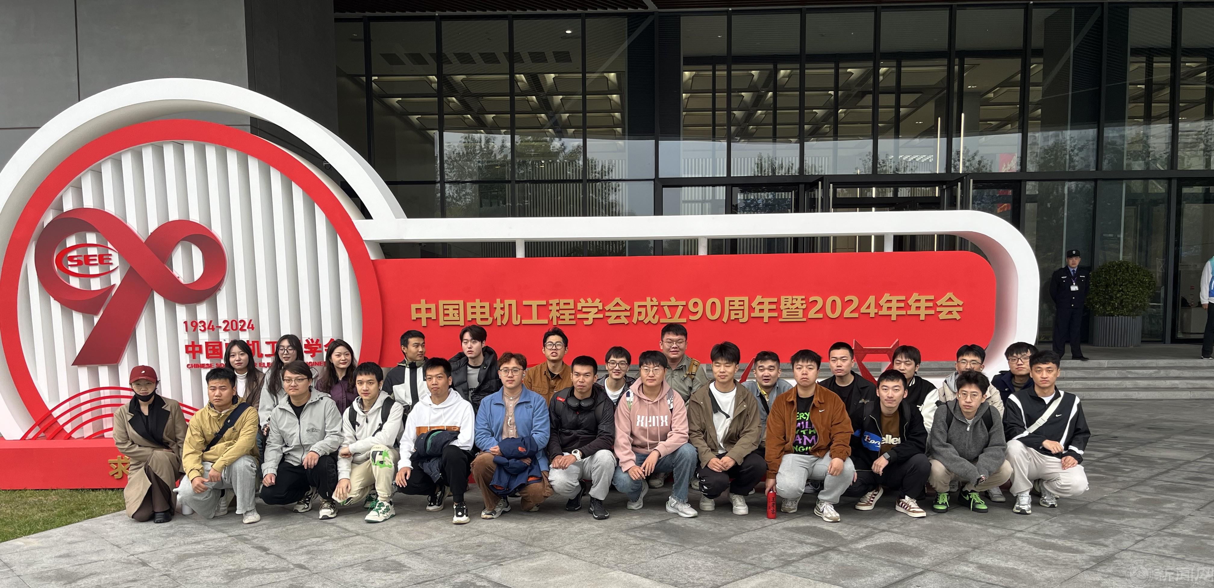 ba8aa0b7f164a614b03bf4388b4d8c1.jpg ba8aa0b7f164a614b03bf4388b4d8c1.jpg