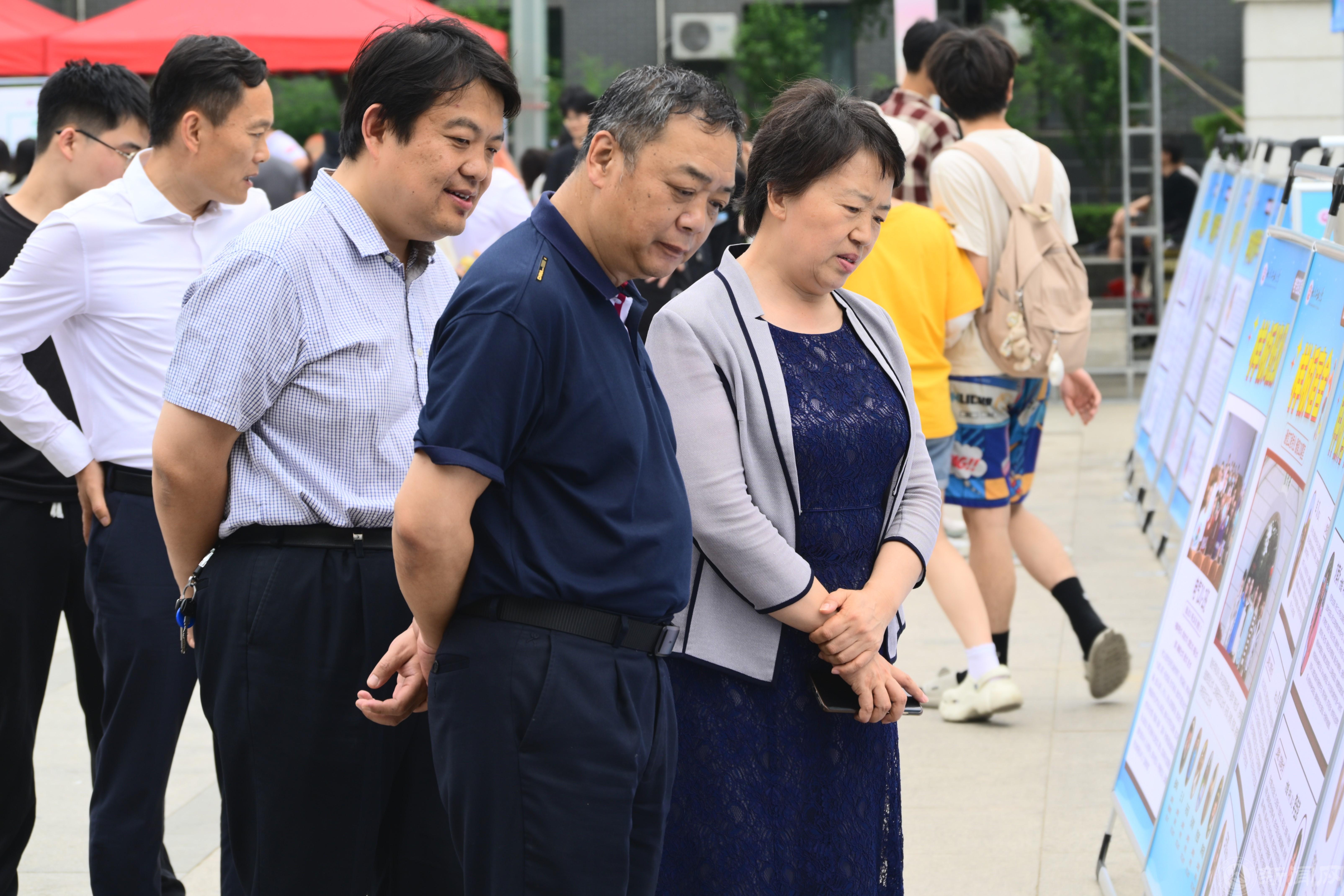 DSC_8301.JPG DSC_8301.JPG