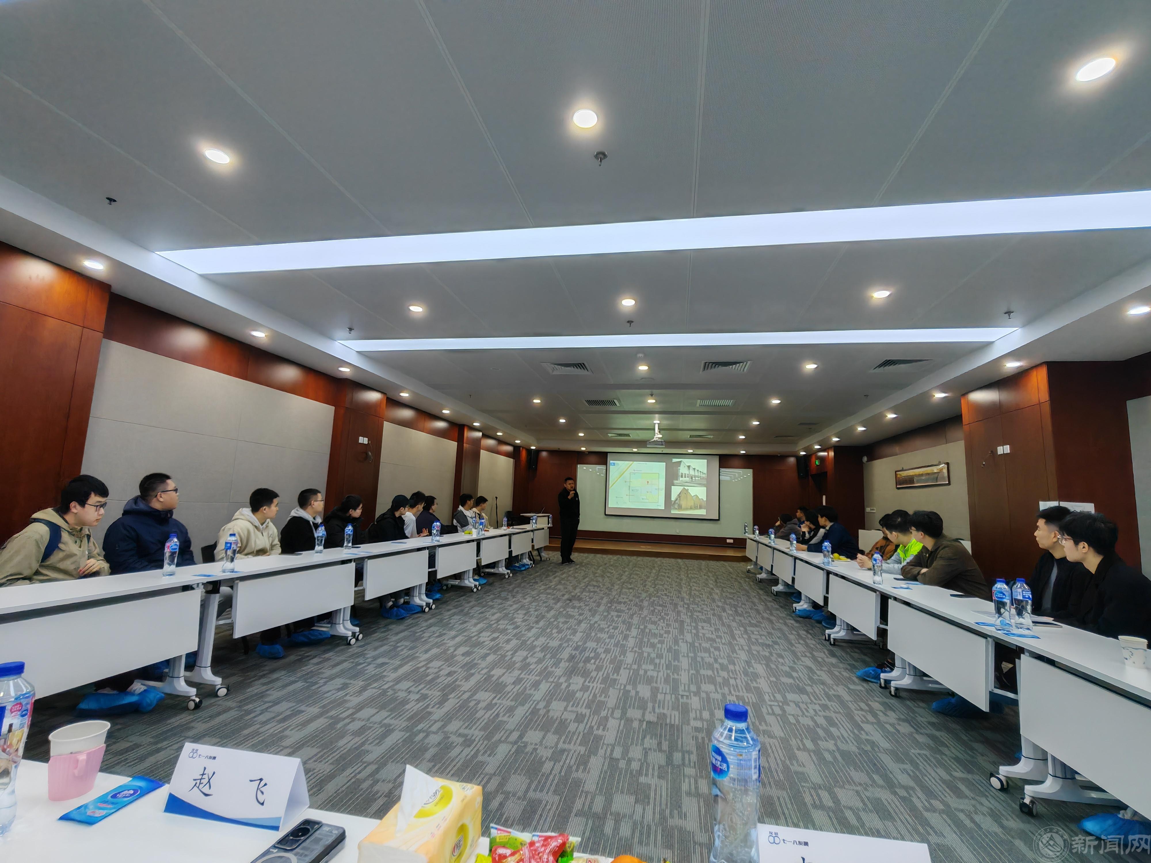 8e6fc8015c0111a60aba6b0b73365a7.jpg 8e6fc8015c0111a60aba6b0b73365a7.jpg