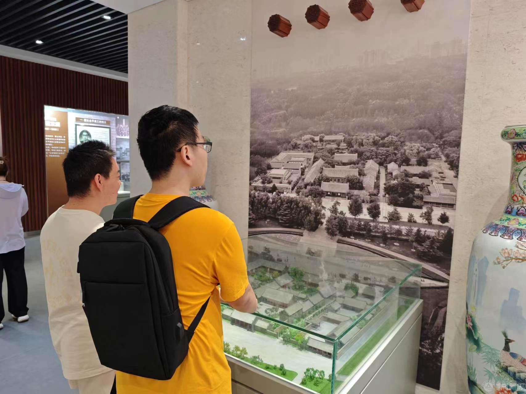 417d8032c6f37ba375b5d7c27f41b99.jpg 417d8032c6f37ba375b5d7c27f41b99.jpg